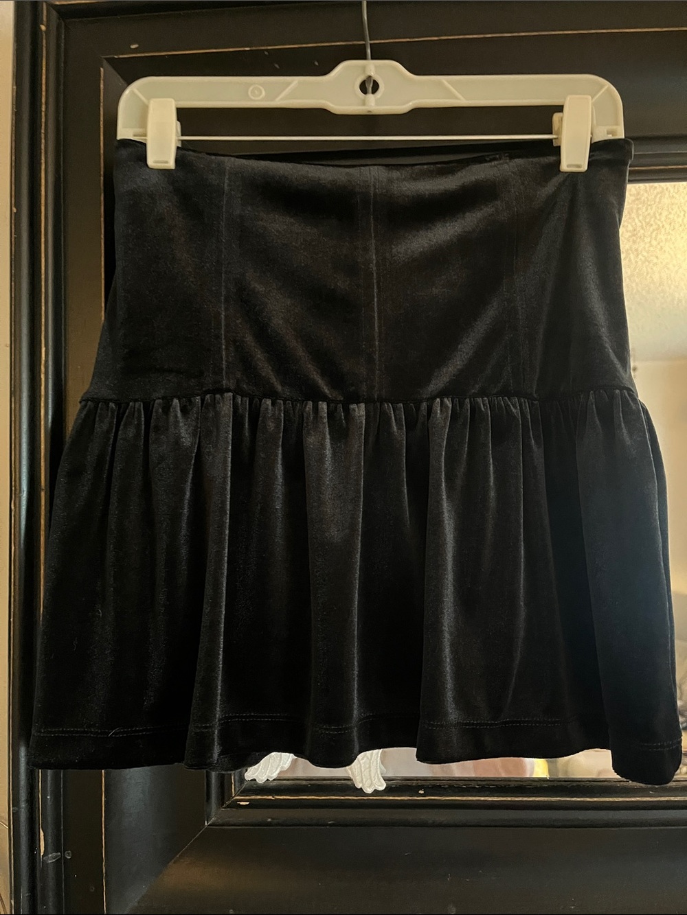 NWT Forever 21 Black Velvet Skater Mini Skirt